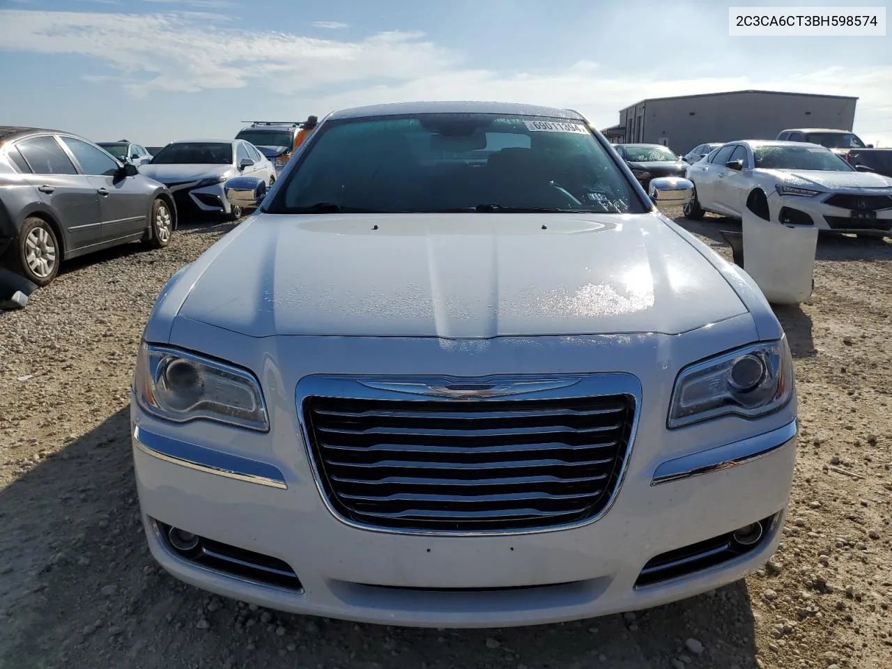 2C3CA6CT3BH598574 2011 Chrysler 300C