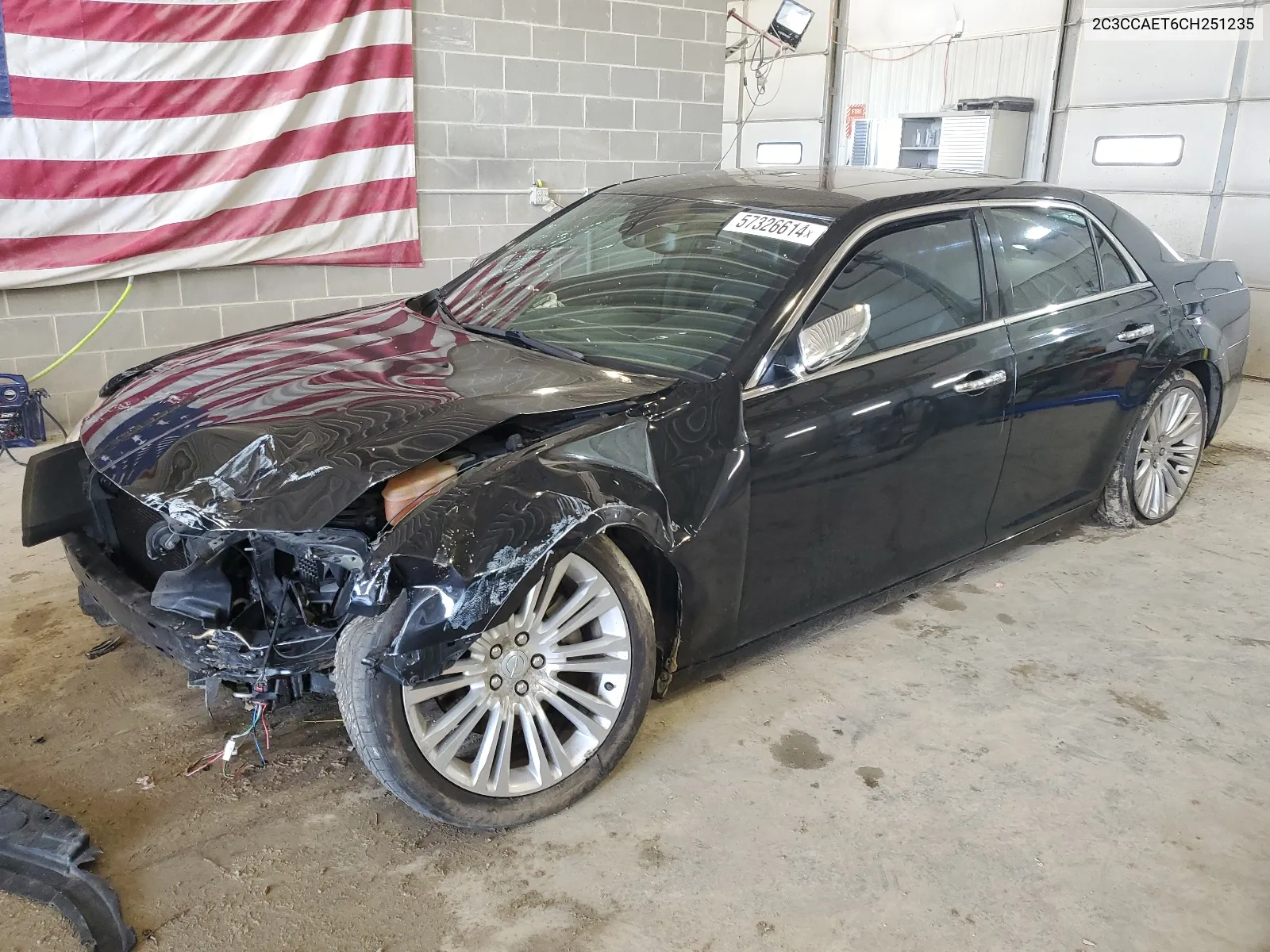 2012 Chrysler 300C VIN: 2C3CCAET6CH251235 Lot: 57326614