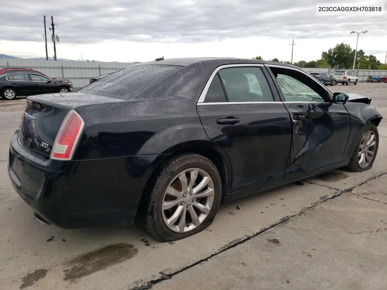 2C3CCAGGXDH703818 2013 Chrysler 300 S