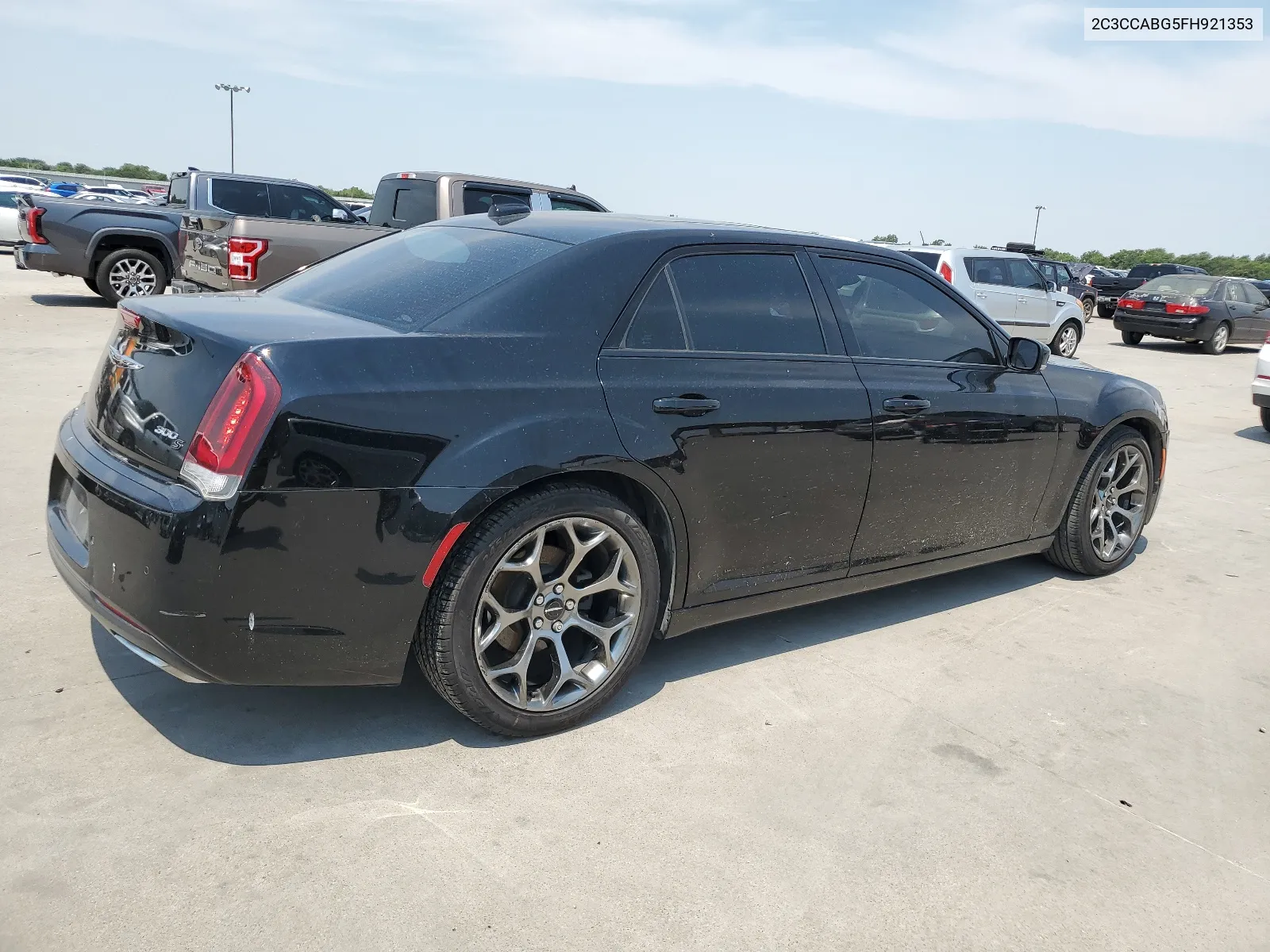 2015 Chrysler 300 S VIN: 2C3CCABG5FH921353 Lot: 64017764