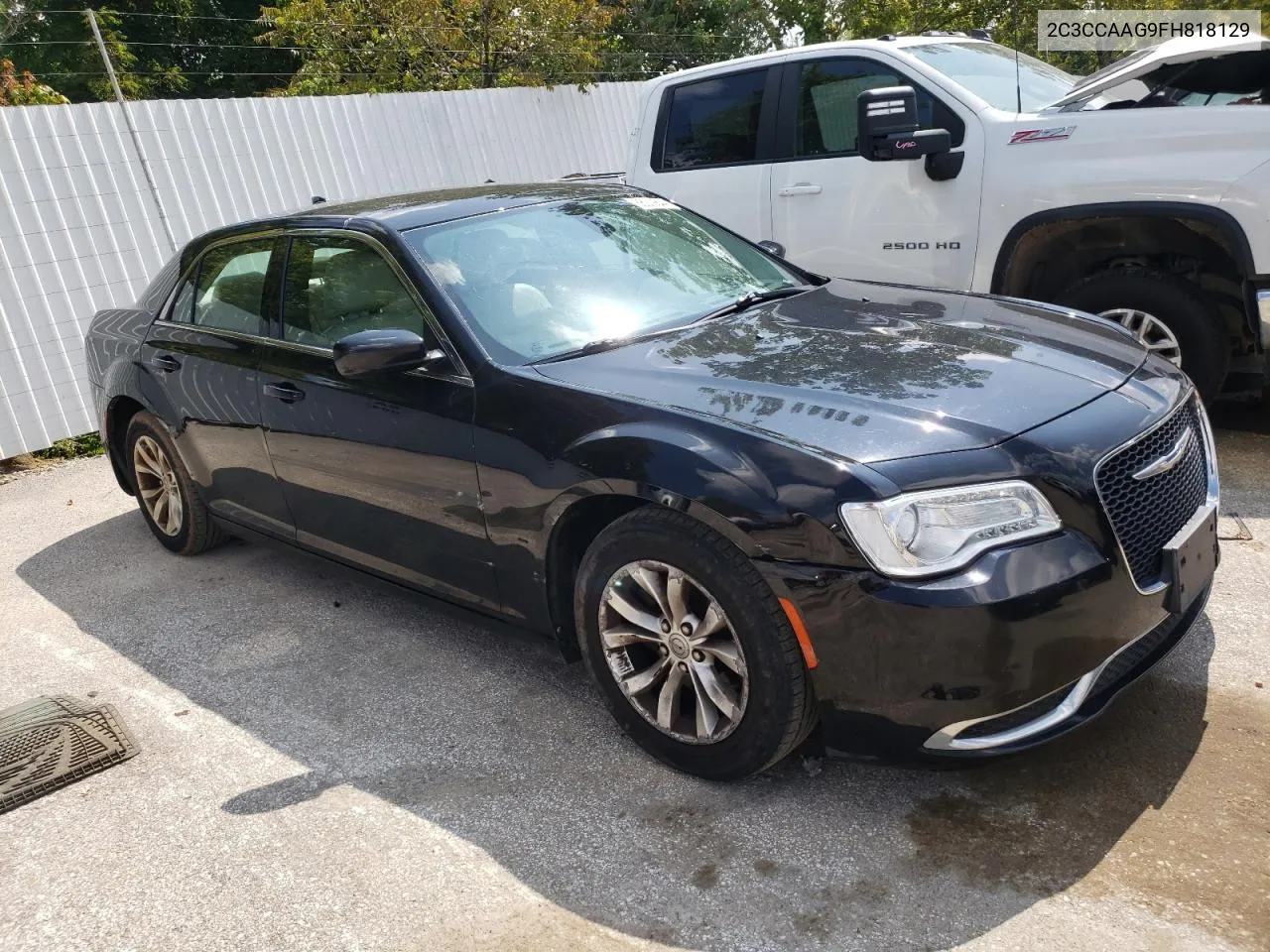 2015 Chrysler 300 Limited VIN: 2C3CCAAG9FH818129 Lot: 68039844