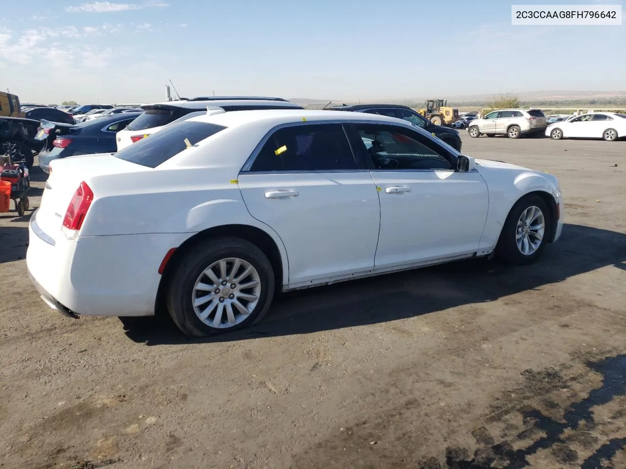 2015 Chrysler 300 Limited VIN: 2C3CCAAG8FH796642 Lot: 73689594