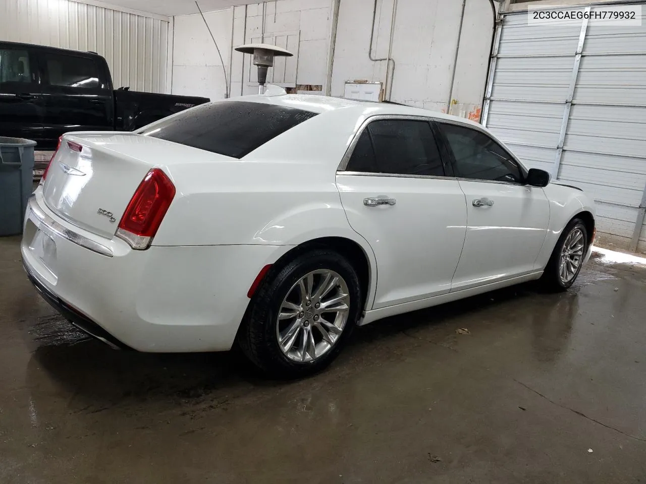 2015 Chrysler 300C VIN: 2C3CCAEG6FH779932 Lot: 79642214