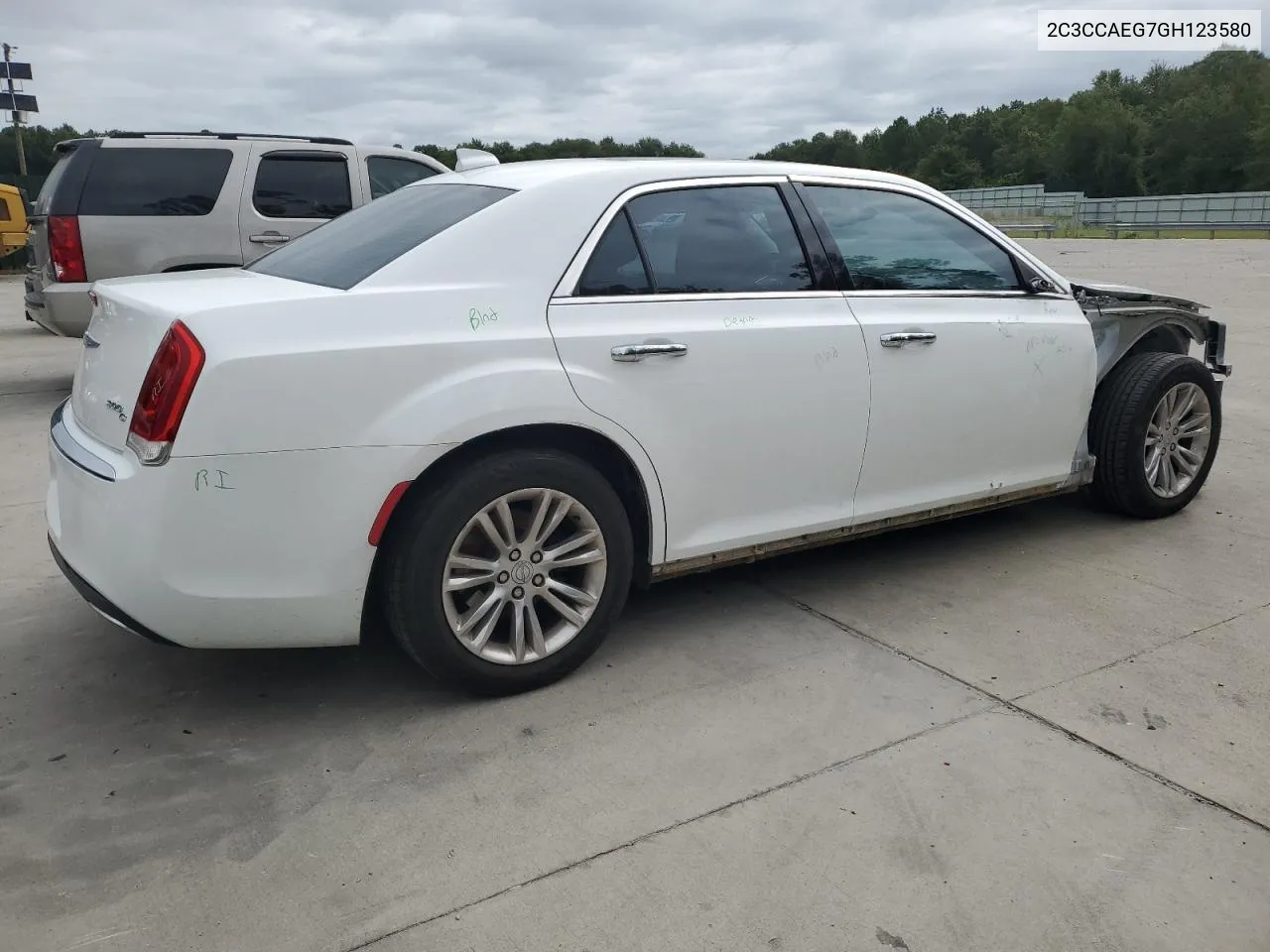 2C3CCAEG7GH123580 2016 Chrysler 300C