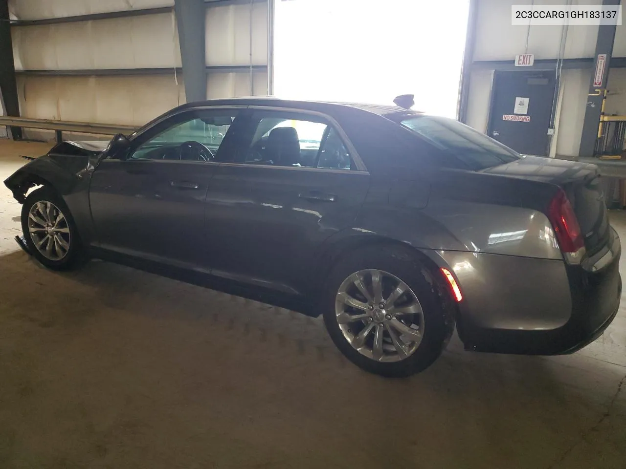 2016 Chrysler 300 Limited VIN: 2C3CCARG1GH183137 Lot: 77264394