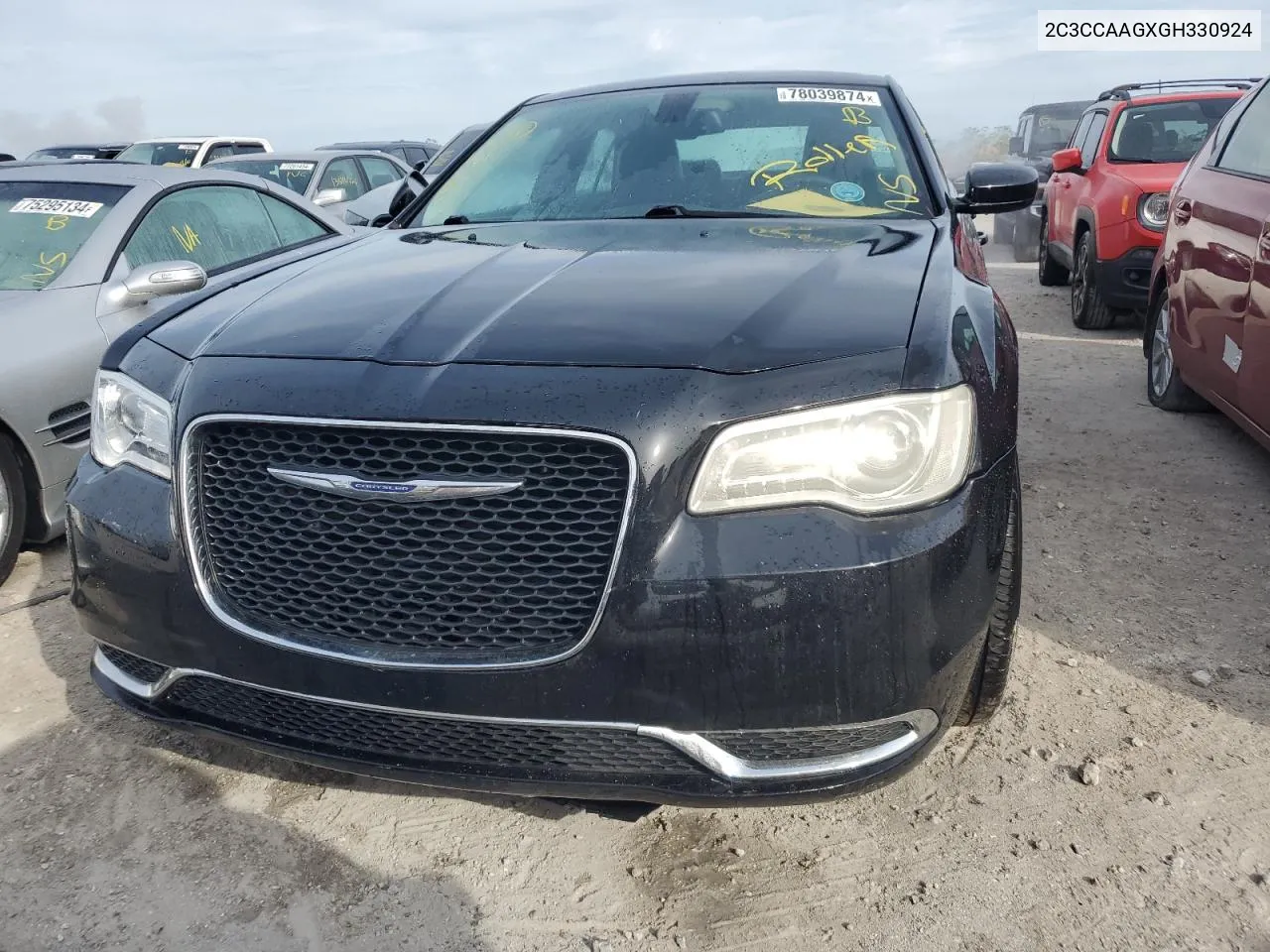 2016 Chrysler 300 Limited VIN: 2C3CCAAGXGH330924 Lot: 78039874