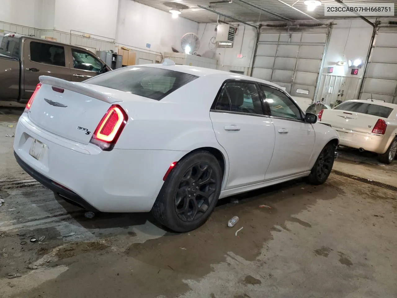 2017 Chrysler 300 S VIN: 2C3CCABG7HH668751 Lot: 58169874