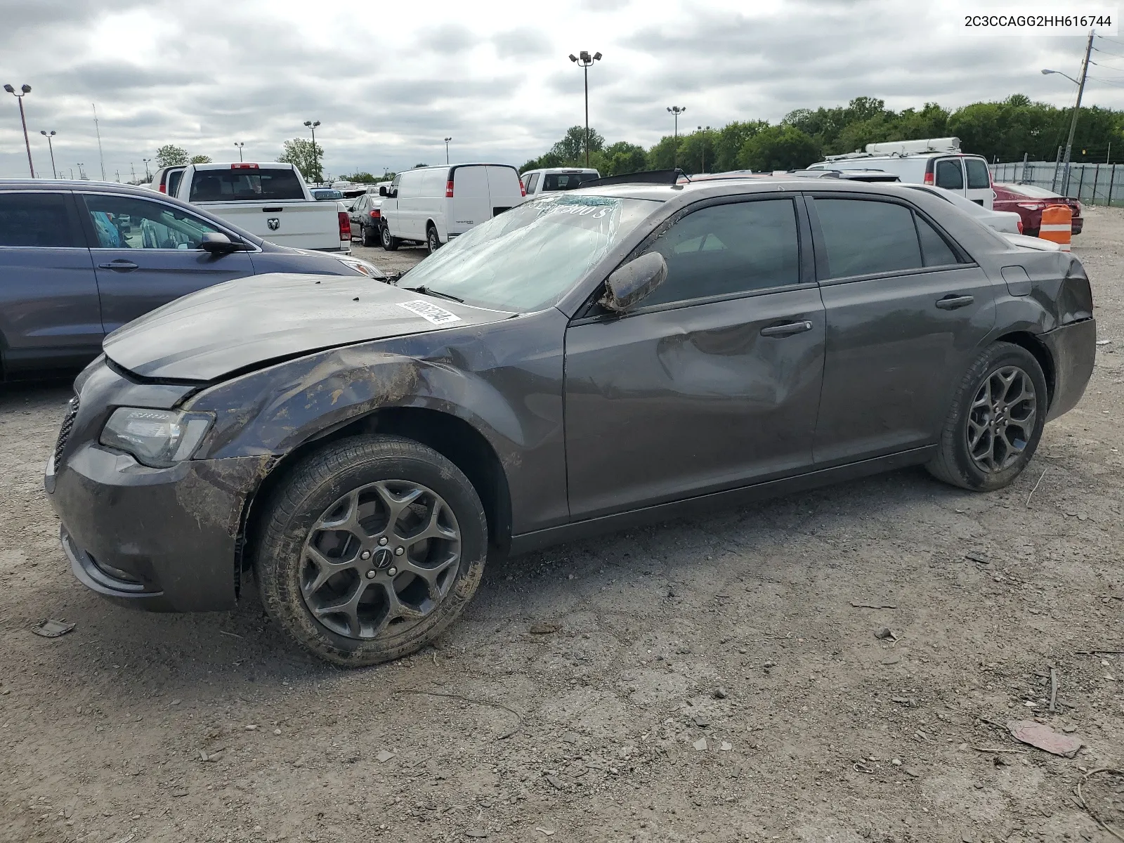 2017 Chrysler 300 S VIN: 2C3CCAGG2HH616744 Lot: 66063784