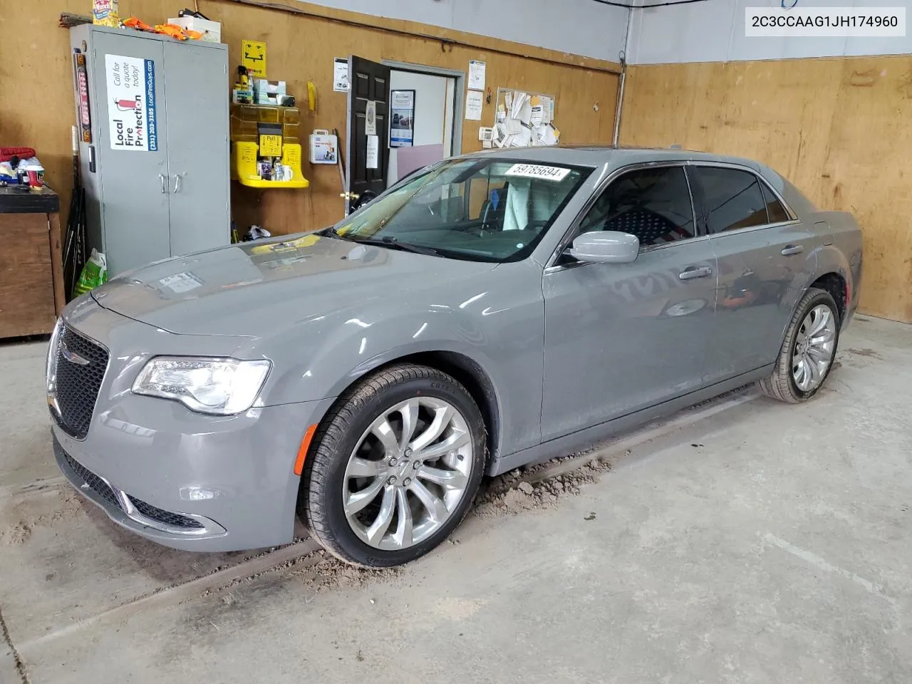 2018 Chrysler 300 Touring VIN: 2C3CCAAG1JH174960 Lot: 59785694