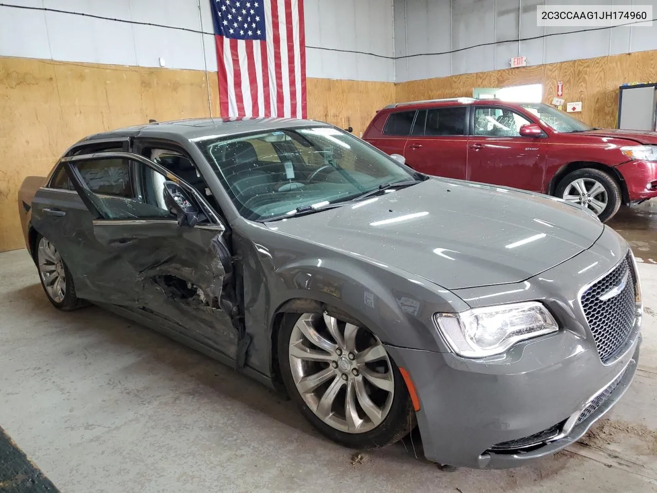 2018 Chrysler 300 Touring VIN: 2C3CCAAG1JH174960 Lot: 59785694