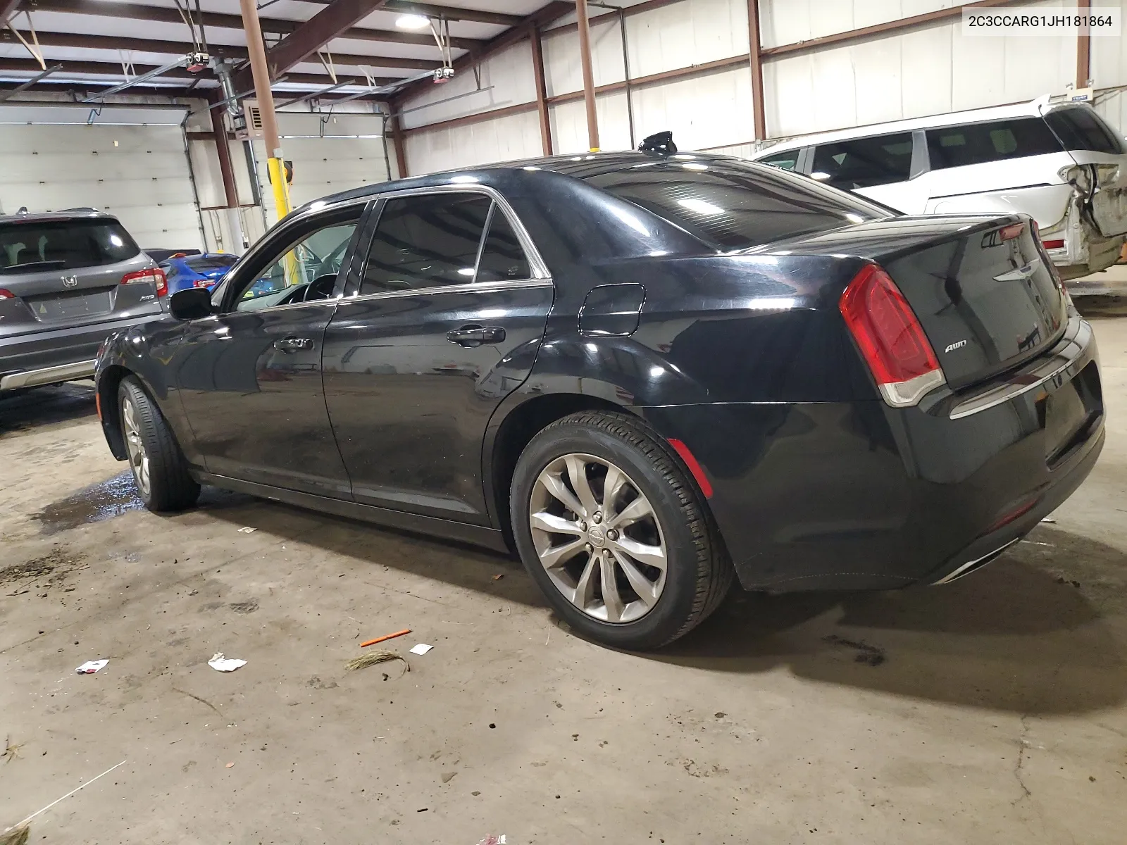 2C3CCARG1JH181864 2018 Chrysler 300 Touring