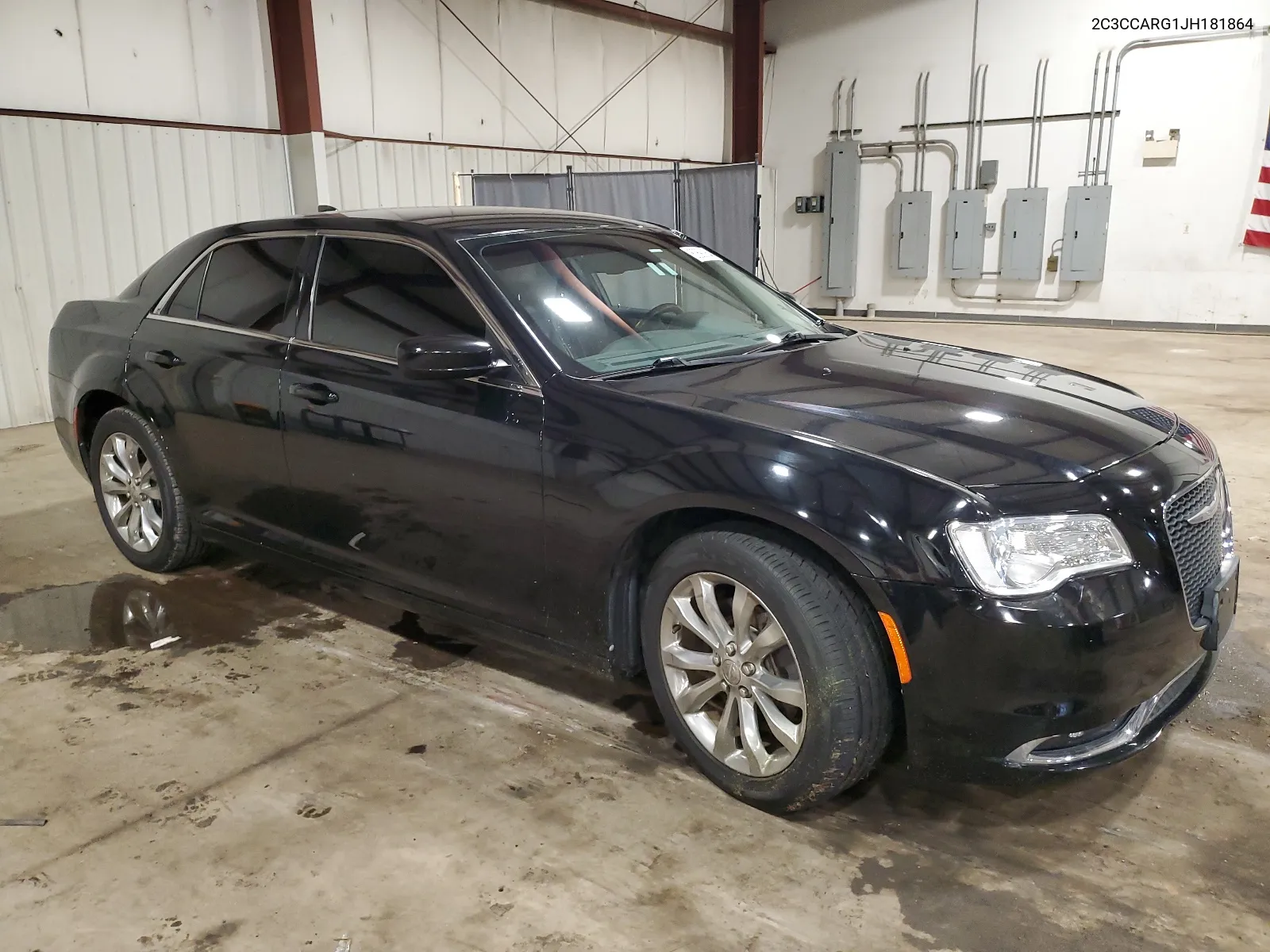 2018 Chrysler 300 Touring VIN: 2C3CCARG1JH181864 Lot: 63698064