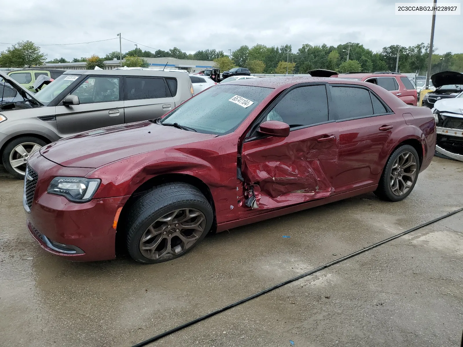 2018 Chrysler 300 S VIN: 2C3CCABG2JH228927 Lot: 65741104