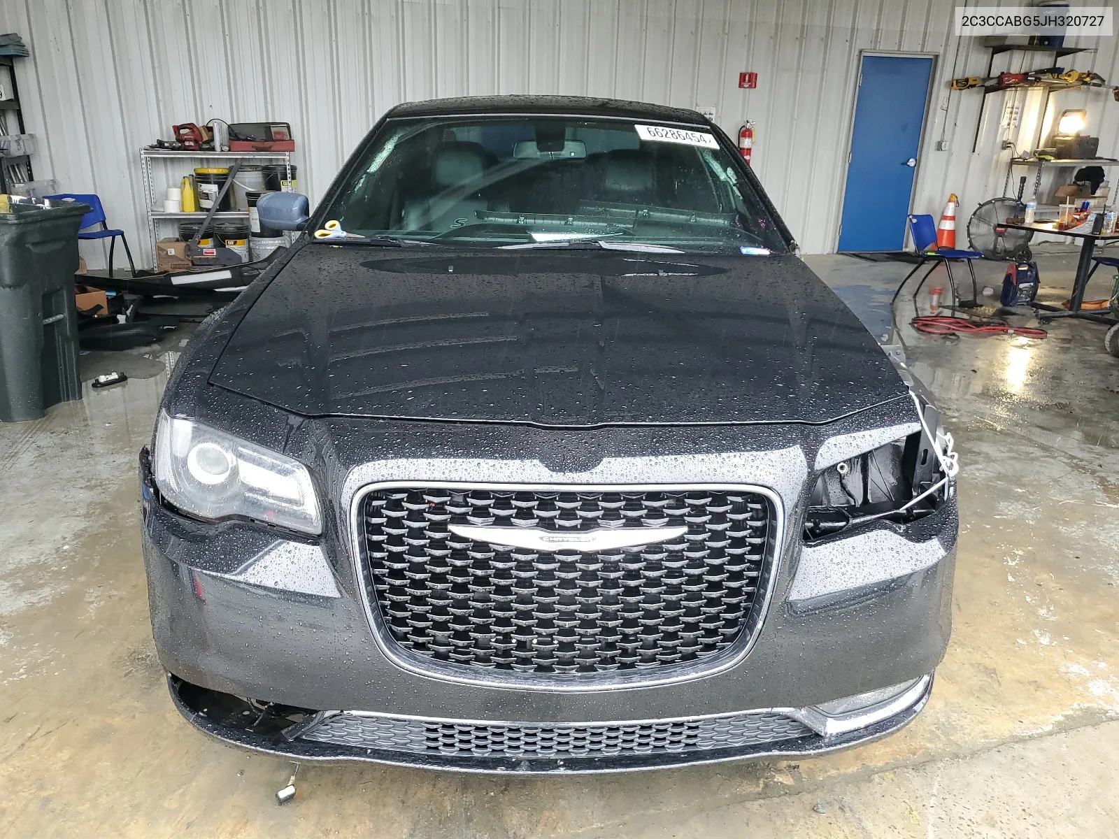 2C3CCABG5JH320727 2018 Chrysler 300 S