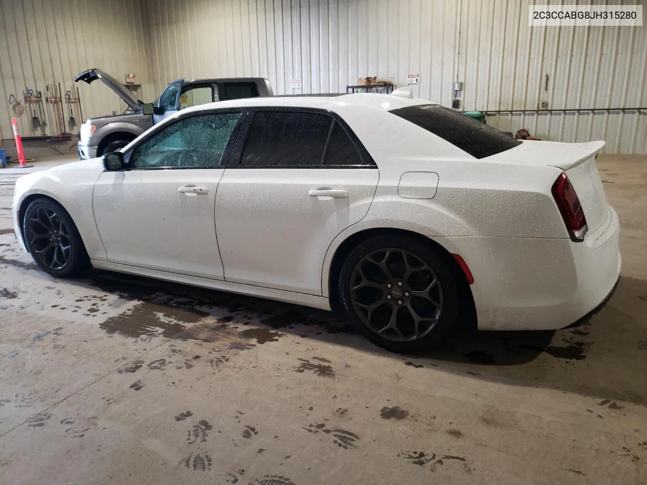 2C3CCABG8JH315280 2018 Chrysler 300 S