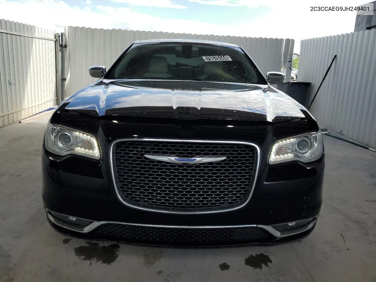 2C3CCAEG9JH249401 2018 Chrysler 300 Limited