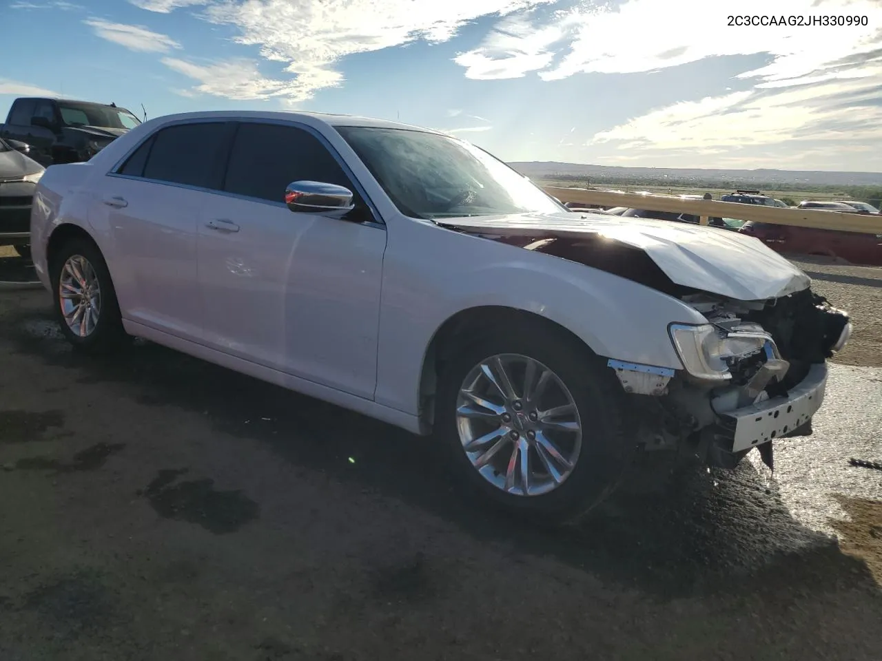 2C3CCAAG2JH330990 2018 Chrysler 300 Touring