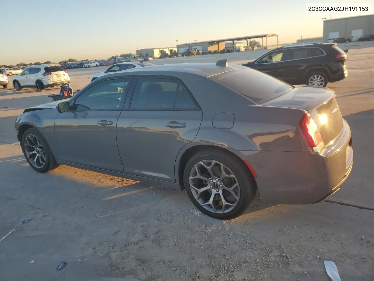 2C3CCAAG2JH191153 2018 Chrysler 300 Touring