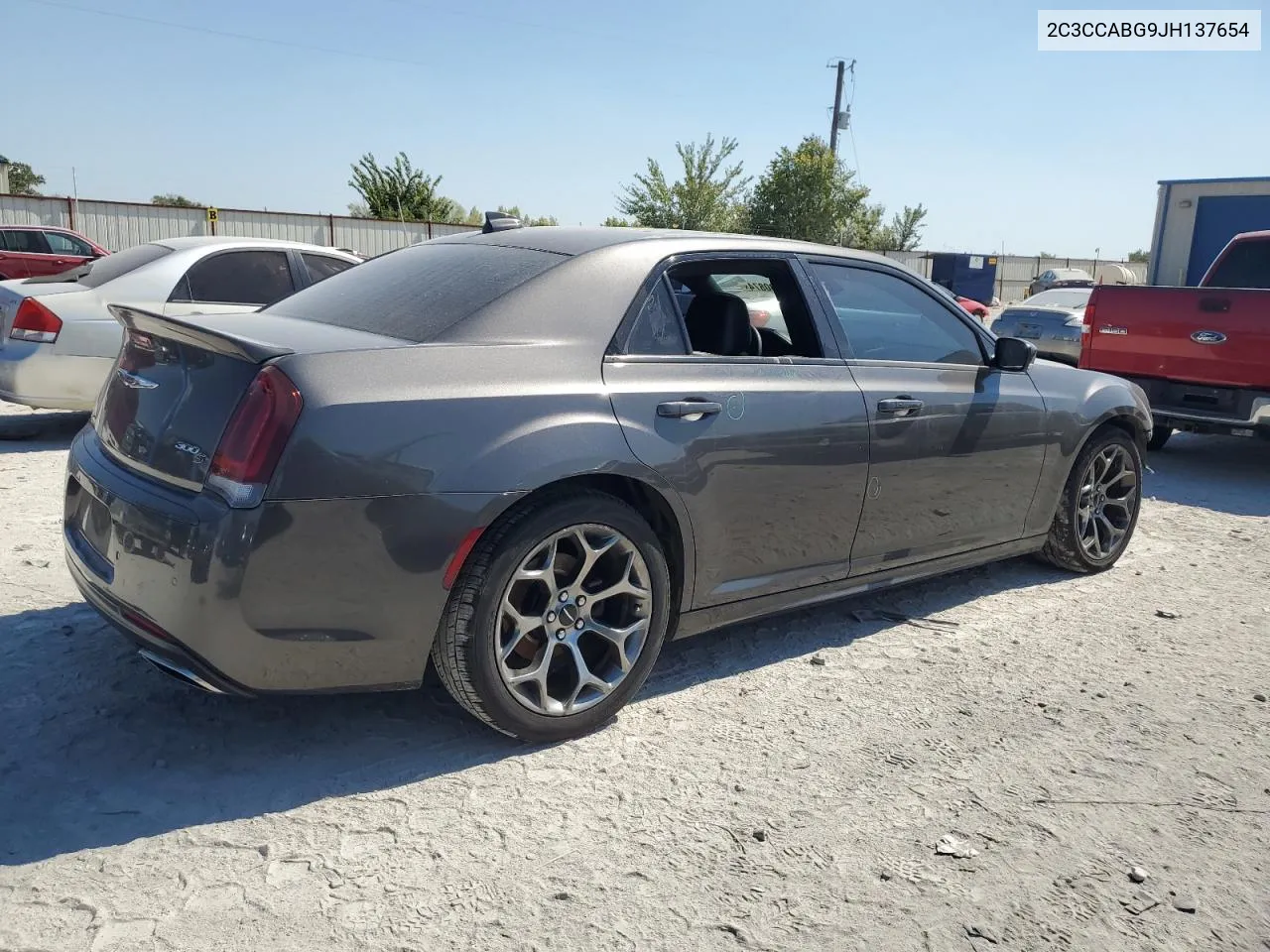 2C3CCABG9JH137654 2018 Chrysler 300 S