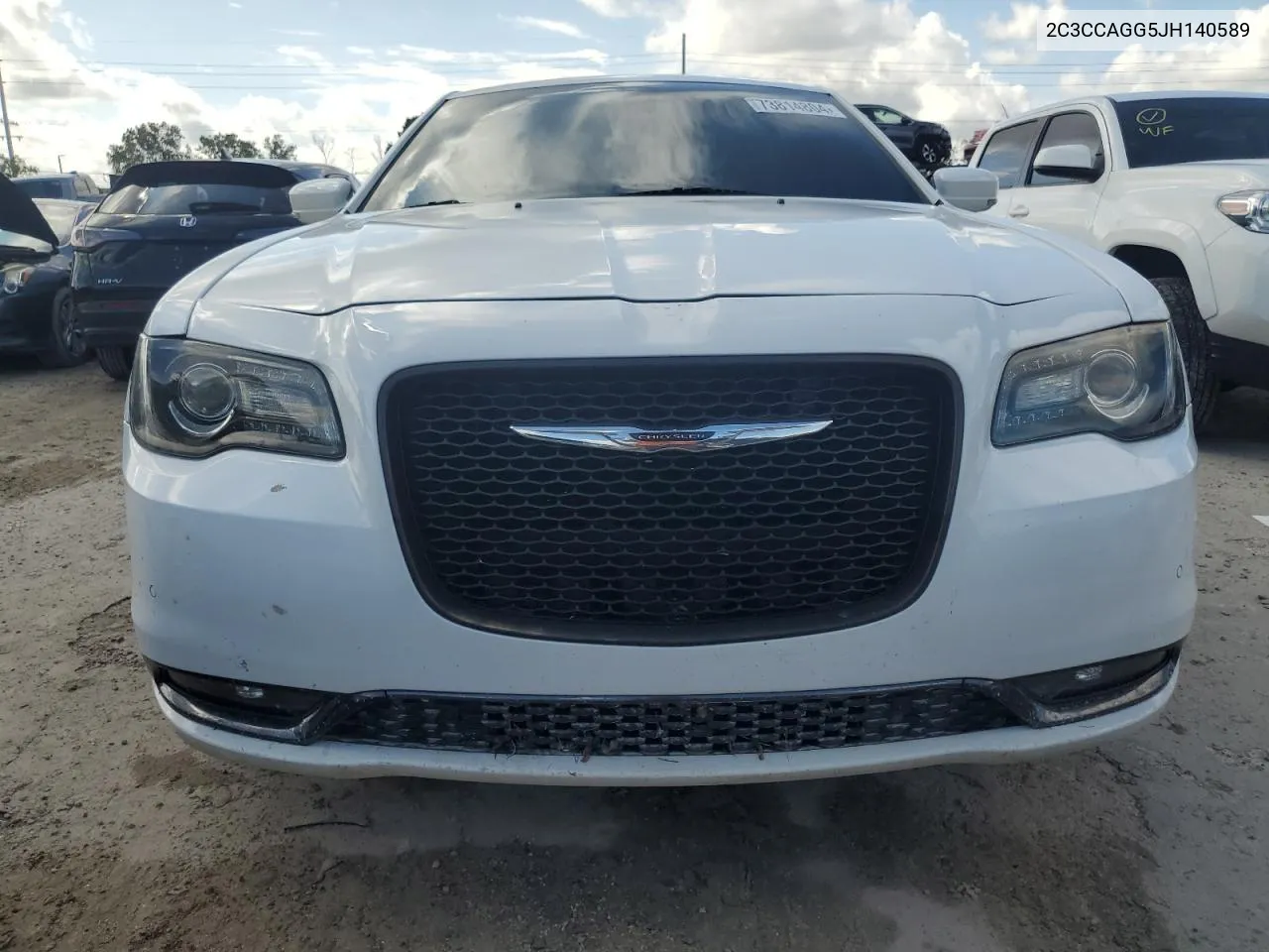 2C3CCAGG5JH140589 2018 Chrysler 300 S