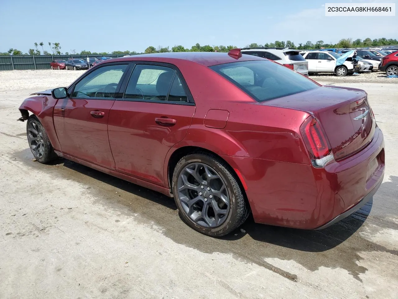 2019 Chrysler 300 Touring VIN: 2C3CCAAG8KH668461 Lot: 56500204