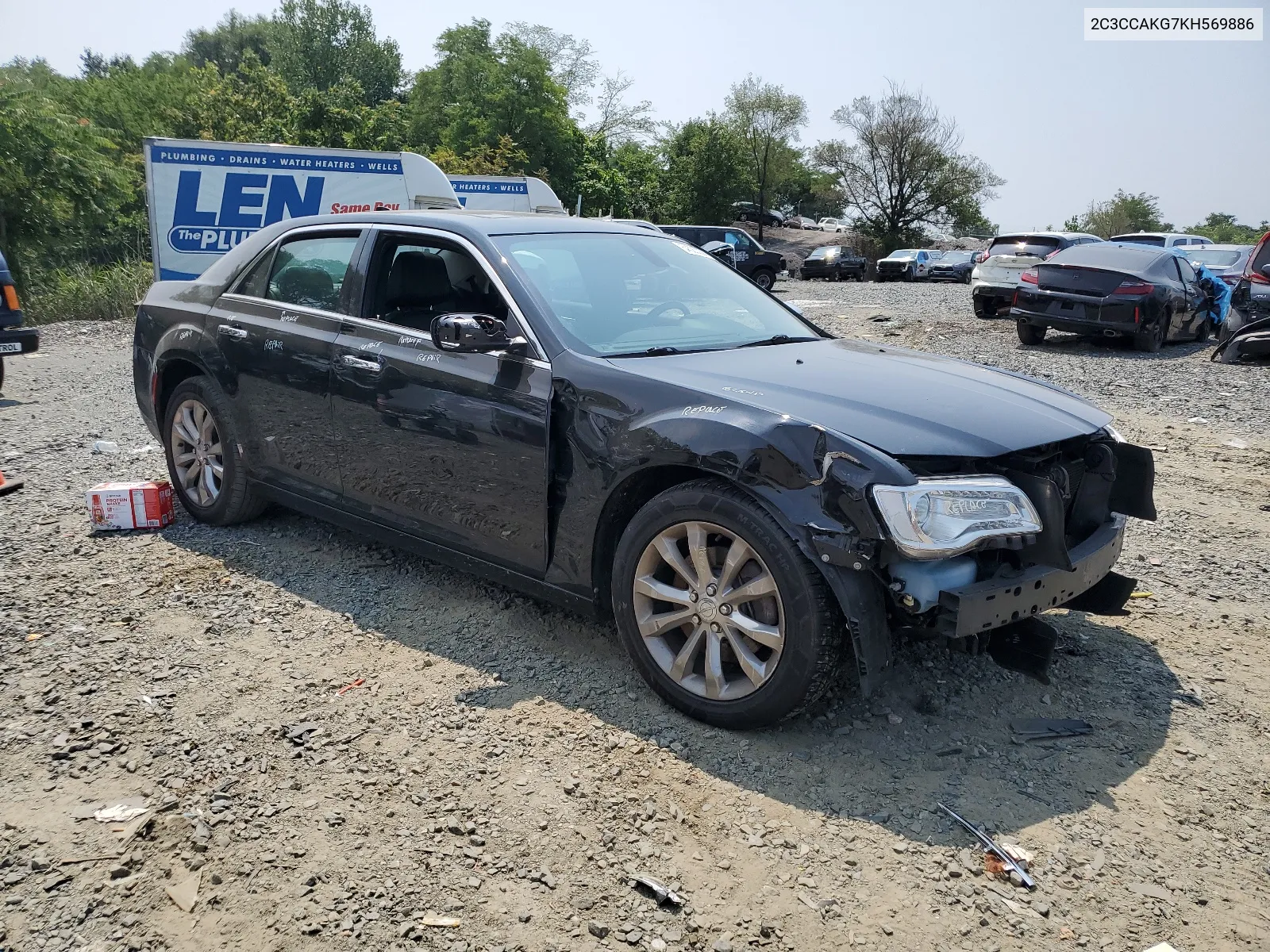 2C3CCAKG7KH569886 2019 Chrysler 300 Limited