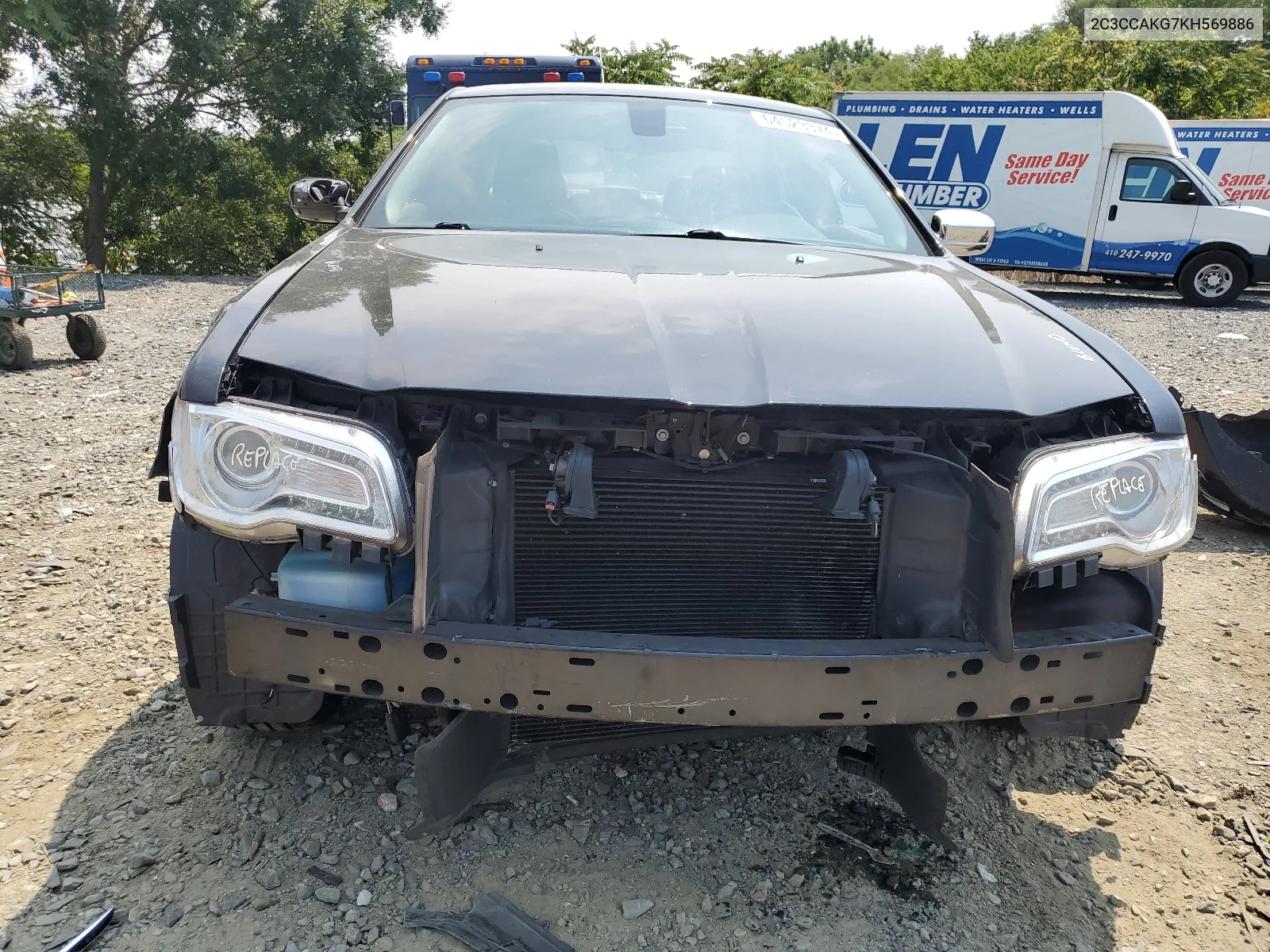 2C3CCAKG7KH569886 2019 Chrysler 300 Limited