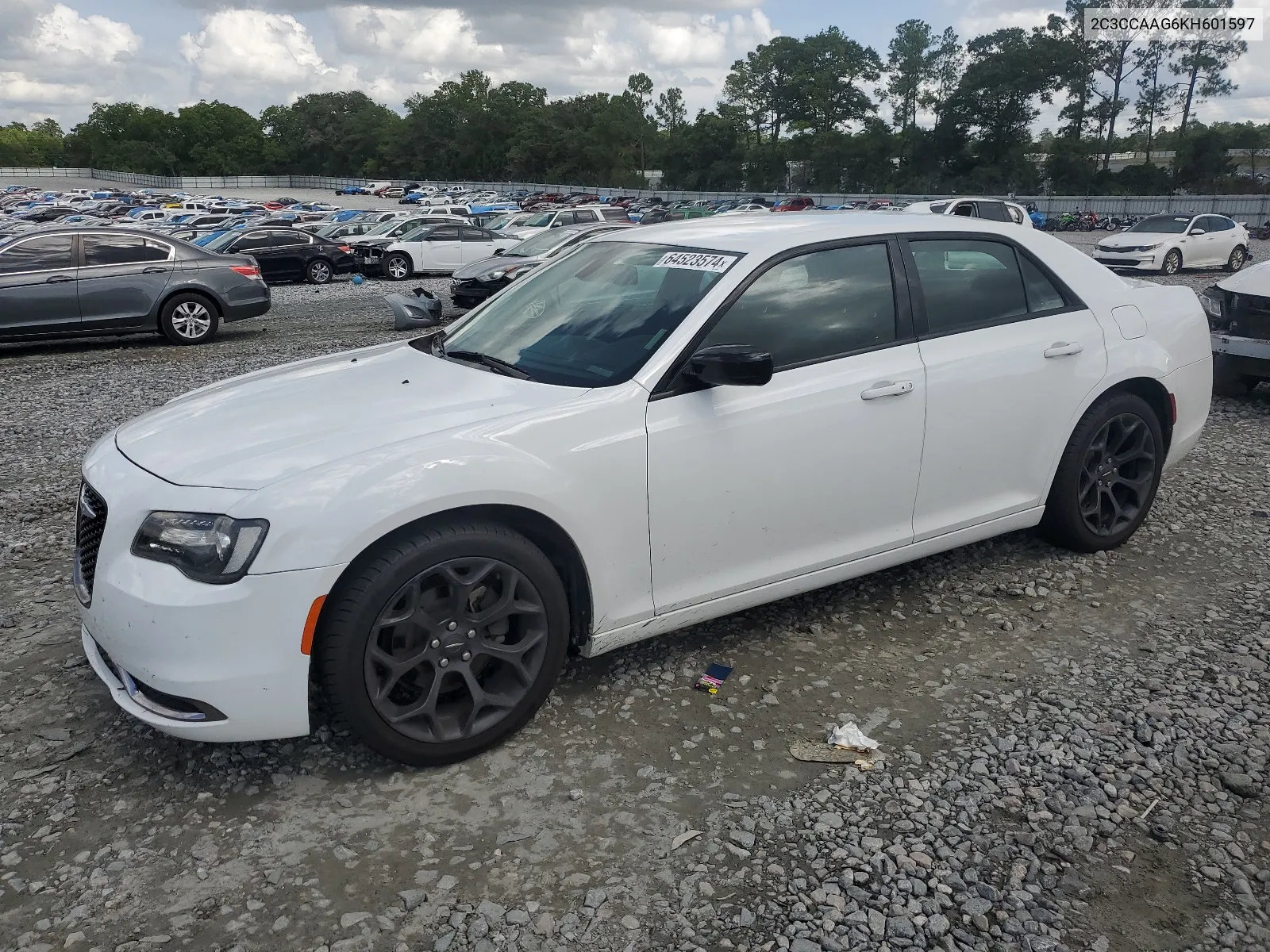 2019 Chrysler 300 Touring VIN: 2C3CCAAG6KH601597 Lot: 64523574