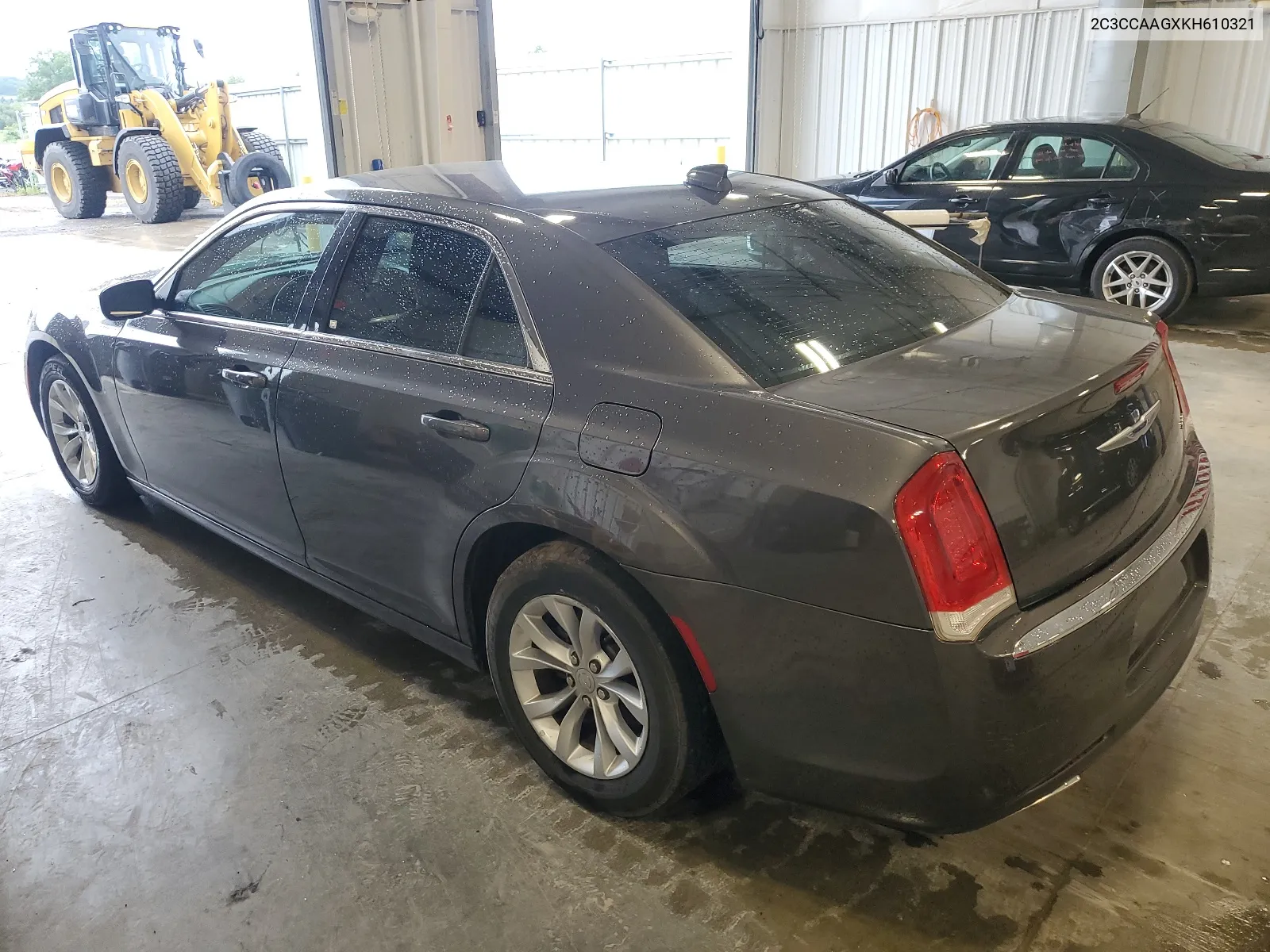 2019 Chrysler 300 Touring VIN: 2C3CCAAGXKH610321 Lot: 64830524