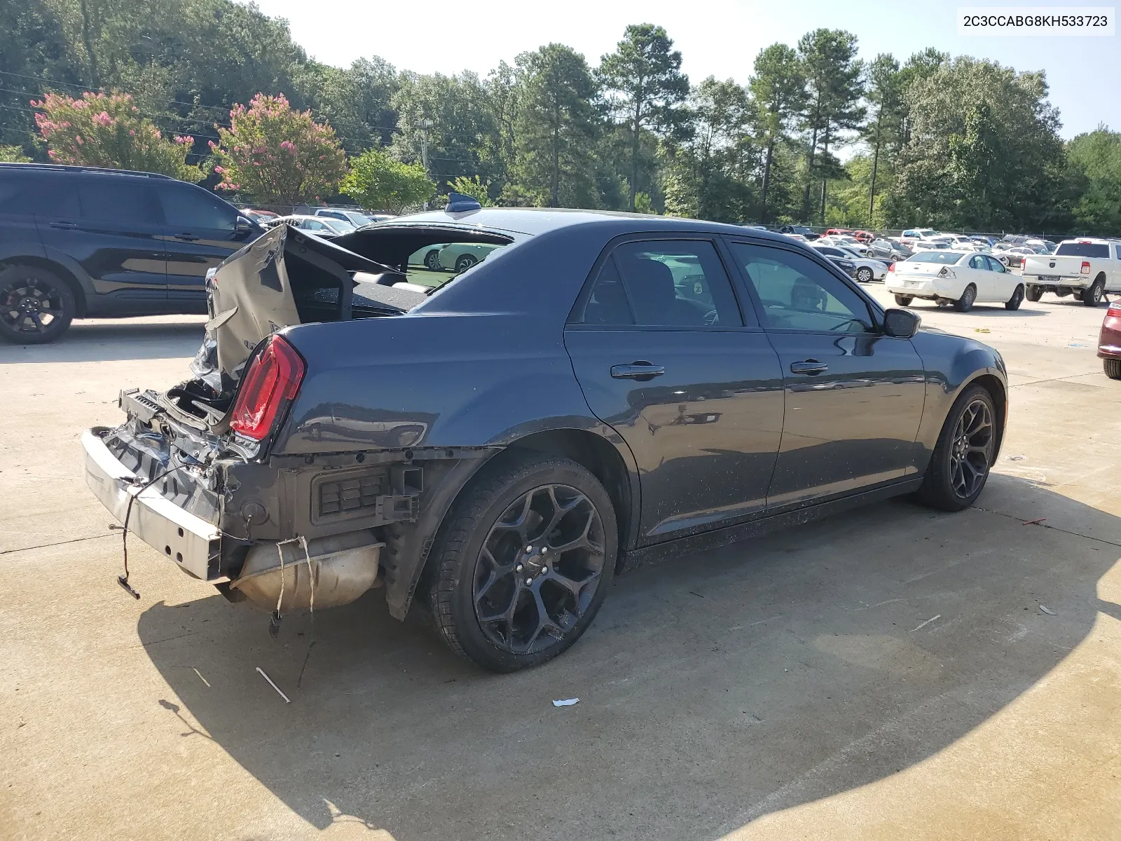 2C3CCABG8KH533723 2019 Chrysler 300 S