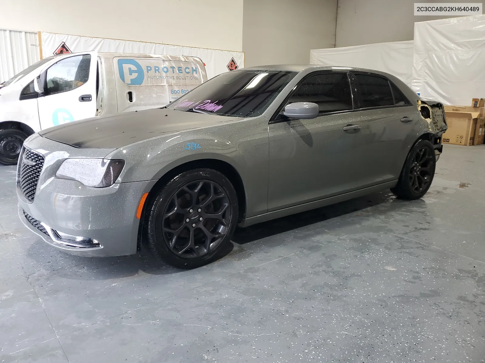 2019 Chrysler 300 S VIN: 2C3CCABG2KH640489 Lot: 66486064