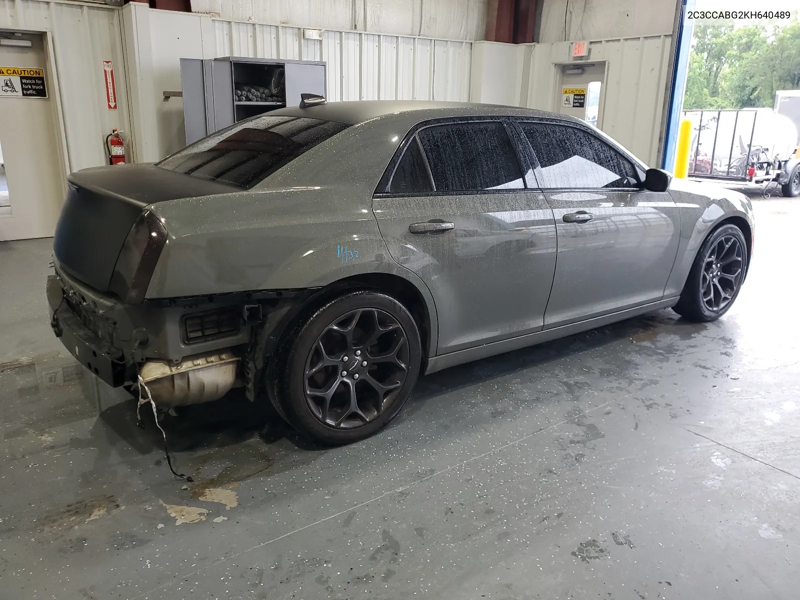 2C3CCABG2KH640489 2019 Chrysler 300 S