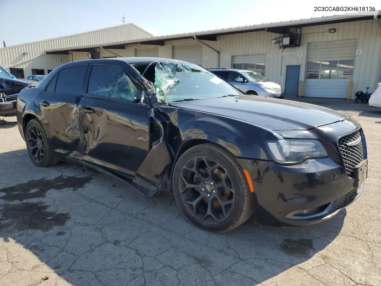 2C3CCABG2KH618136 2019 Chrysler 300 S