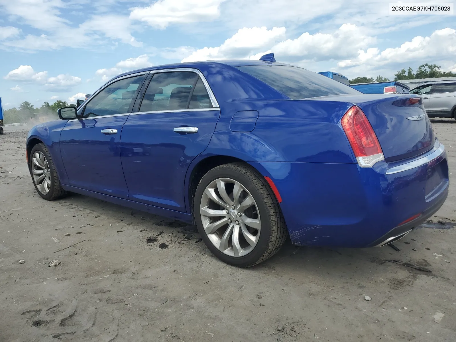 2C3CCAEG7KH706028 2019 Chrysler 300 Limited