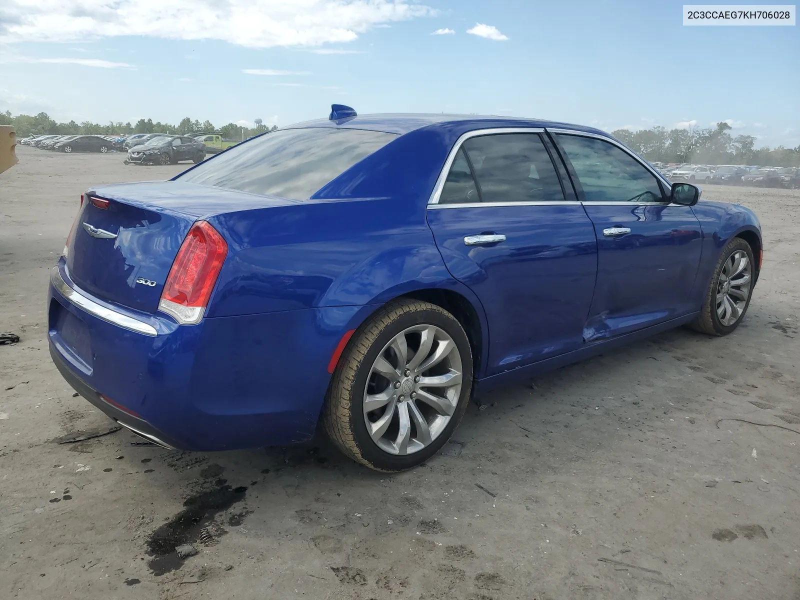 2C3CCAEG7KH706028 2019 Chrysler 300 Limited