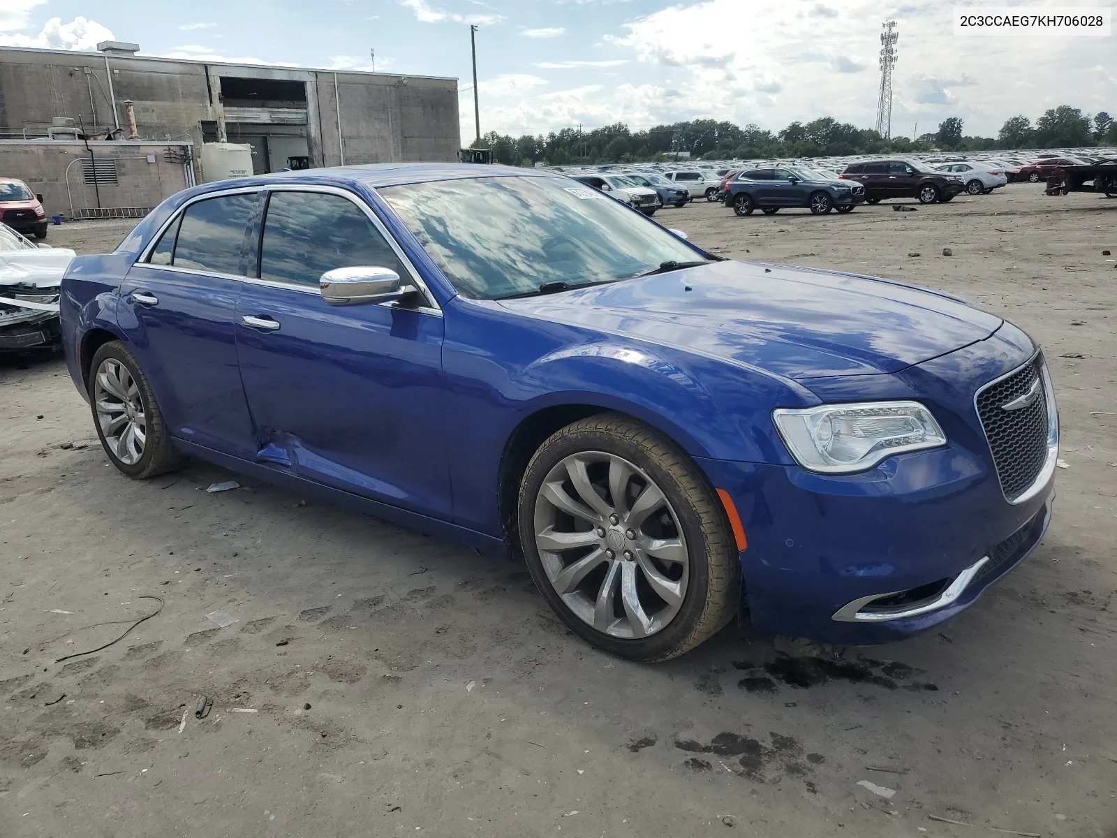 2019 Chrysler 300 Limited VIN: 2C3CCAEG7KH706028 Lot: 67278404