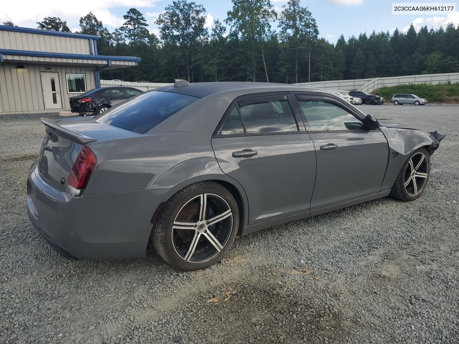 2C3CCAAG6KH612177 2019 Chrysler 300 Touring