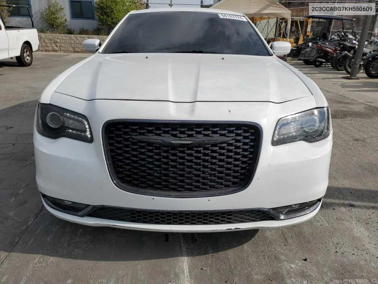 2019 Chrysler 300 S VIN: 2C3CCABG7KH550609 Lot: 68163724