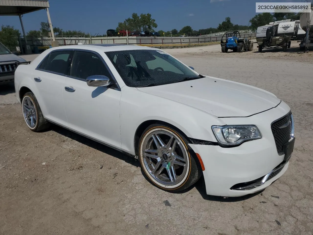 2C3CCAEG0KH585892 2019 Chrysler 300 Limited