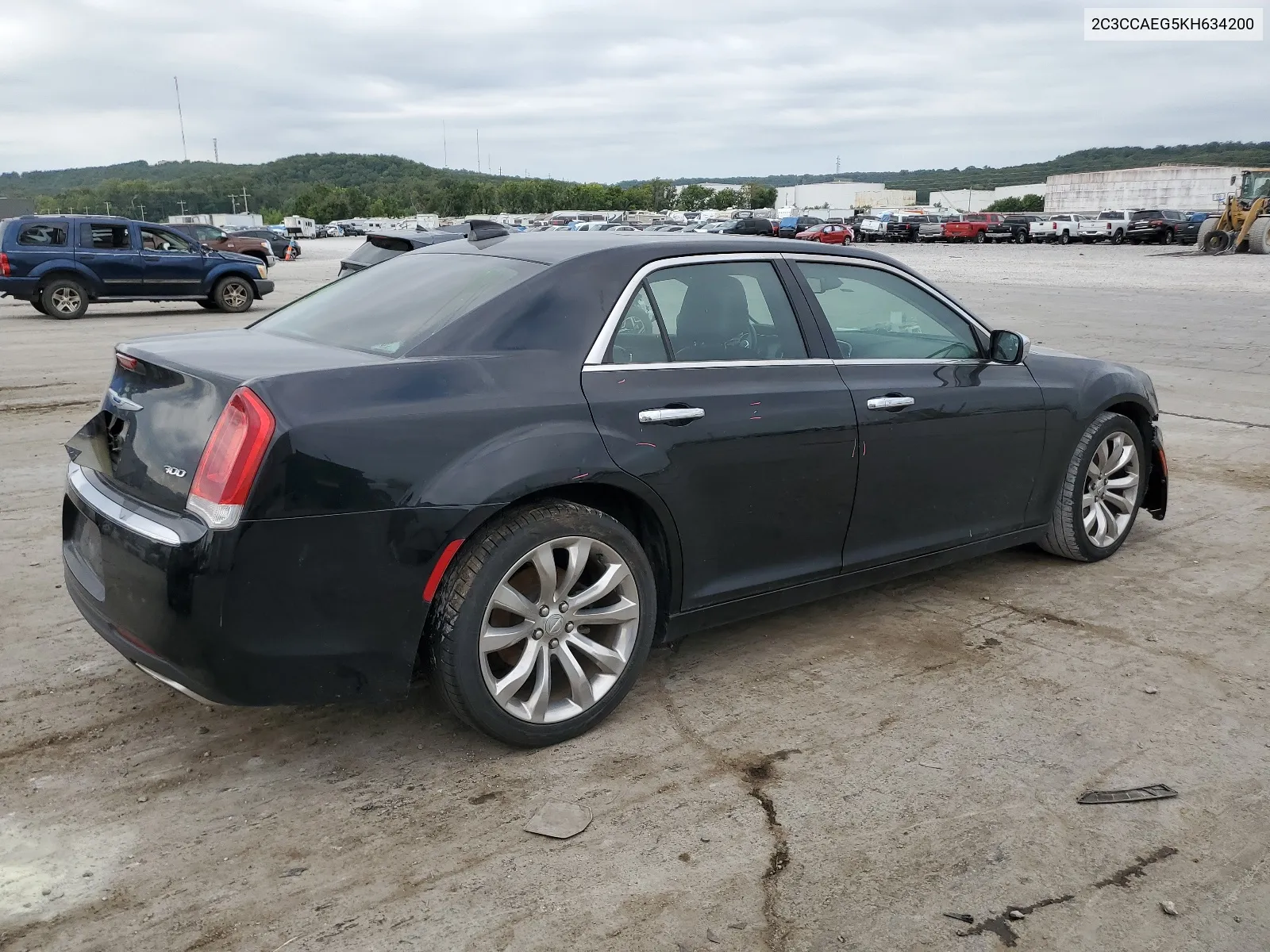 2019 Chrysler 300 Limited VIN: 2C3CCAEG5KH634200 Lot: 68745854