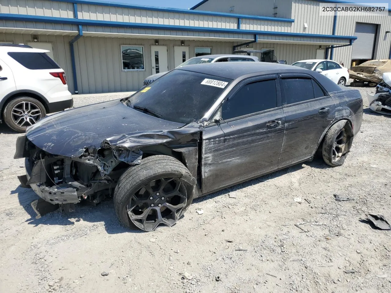 2C3CCABG2KH682757 2019 Chrysler 300 S