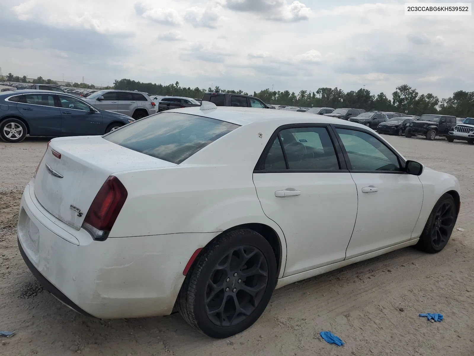 2019 Chrysler 300 S VIN: 2C3CCABG6KH539522 Lot: 68915524