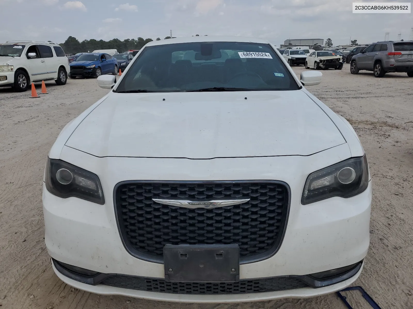 2019 Chrysler 300 S VIN: 2C3CCABG6KH539522 Lot: 68915524