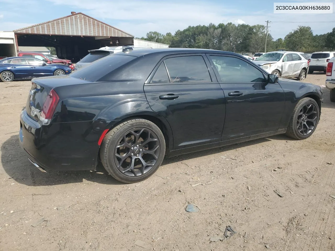 2C3CCAAG0KH636880 2019 Chrysler 300 Touring