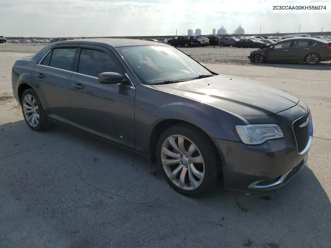 2019 Chrysler 300 Touring VIN: 2C3CCAAG0KH556074 Lot: 69858524