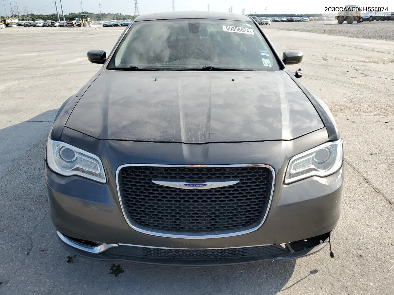 2C3CCAAG0KH556074 2019 Chrysler 300 Touring