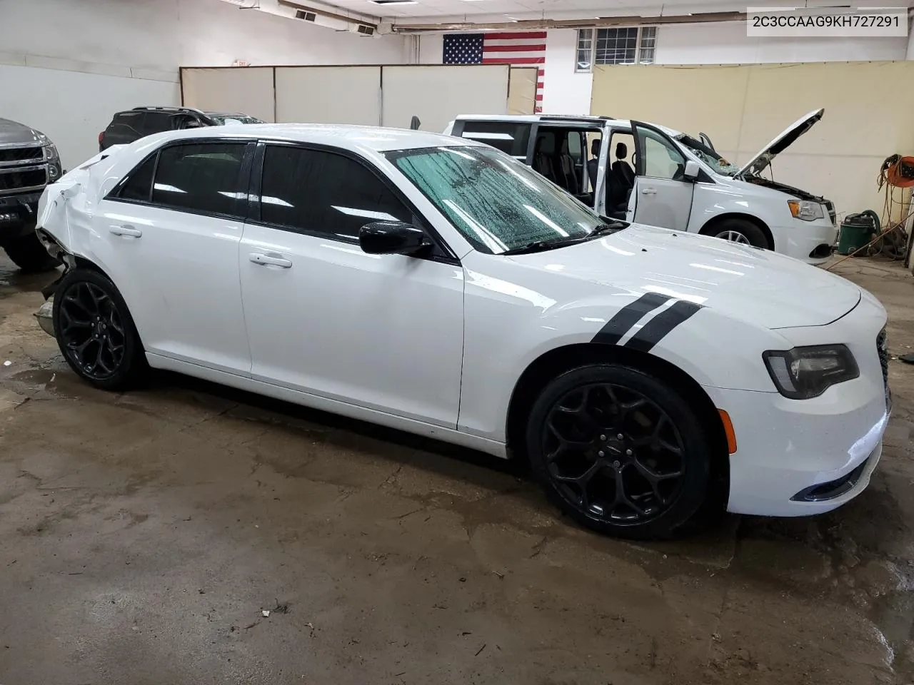 2C3CCAAG9KH727291 2019 Chrysler 300 Touring