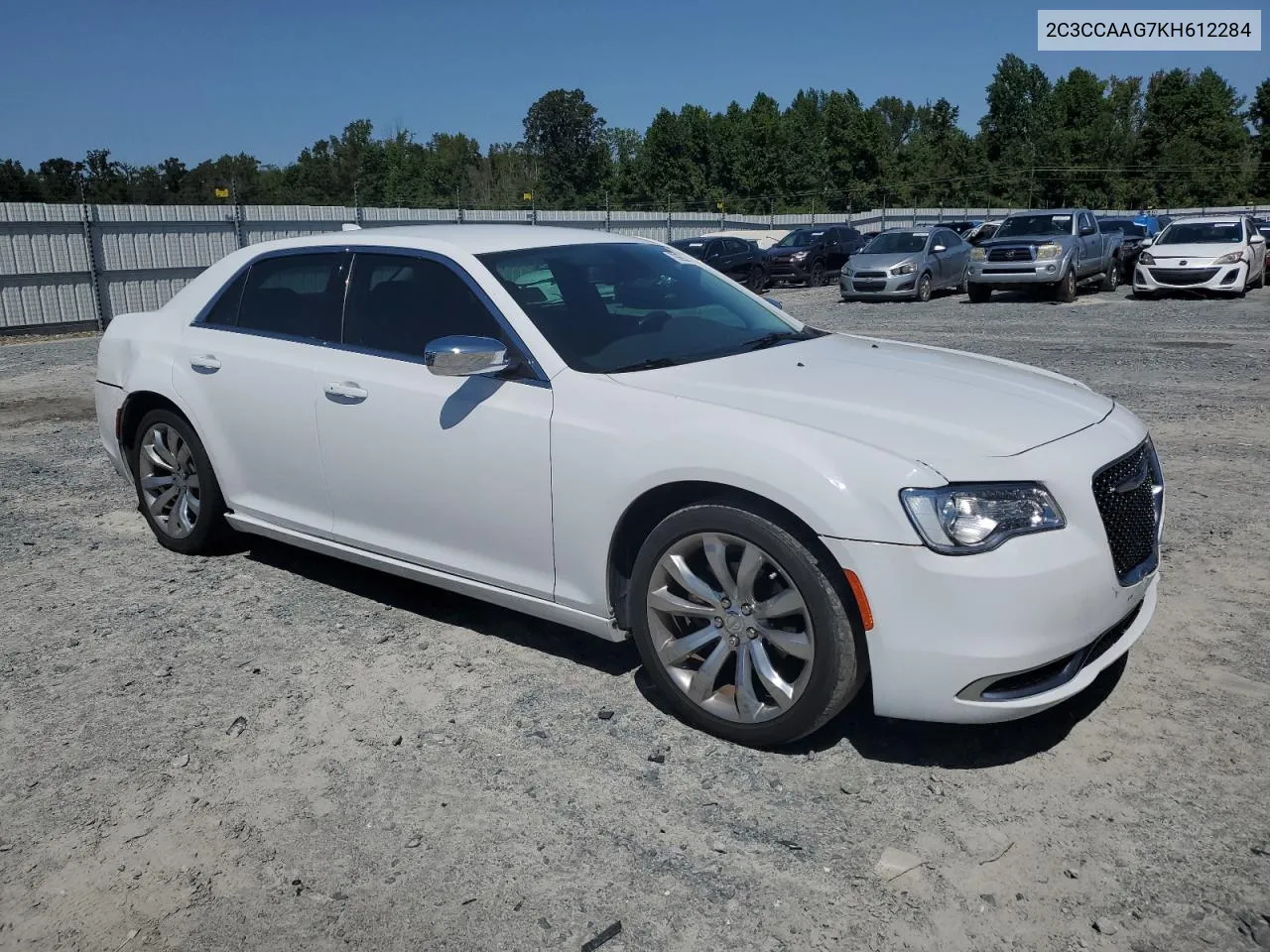 2C3CCAAG7KH612284 2019 Chrysler 300 Touring