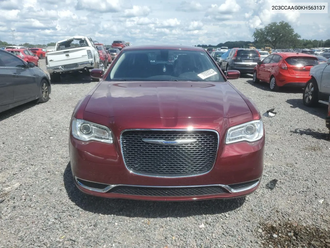 2C3CCAAG0KH563137 2019 Chrysler 300 Touring