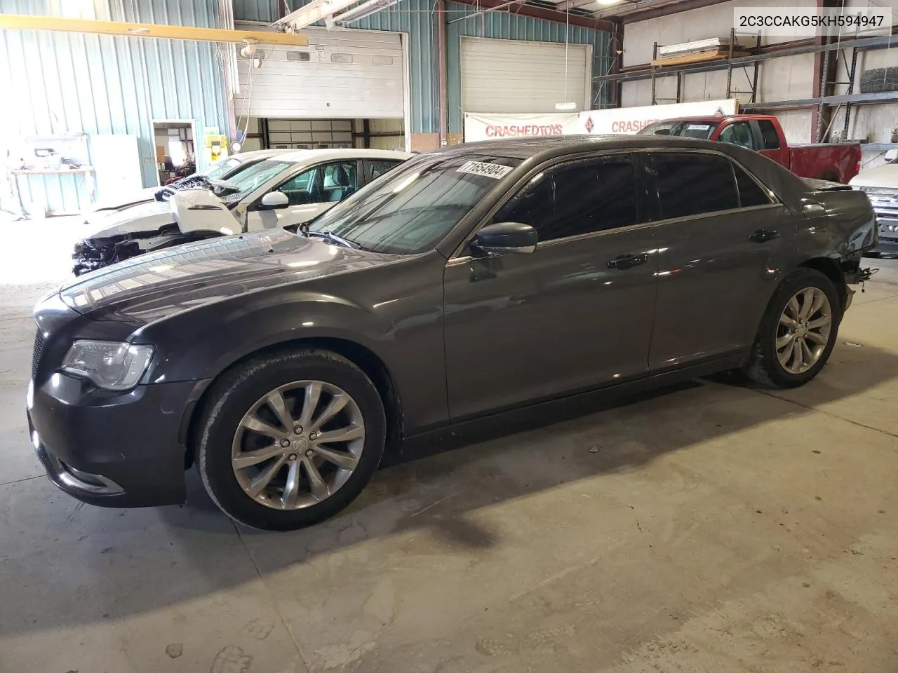 2C3CCAKG5KH594947 2019 Chrysler 300 Limited